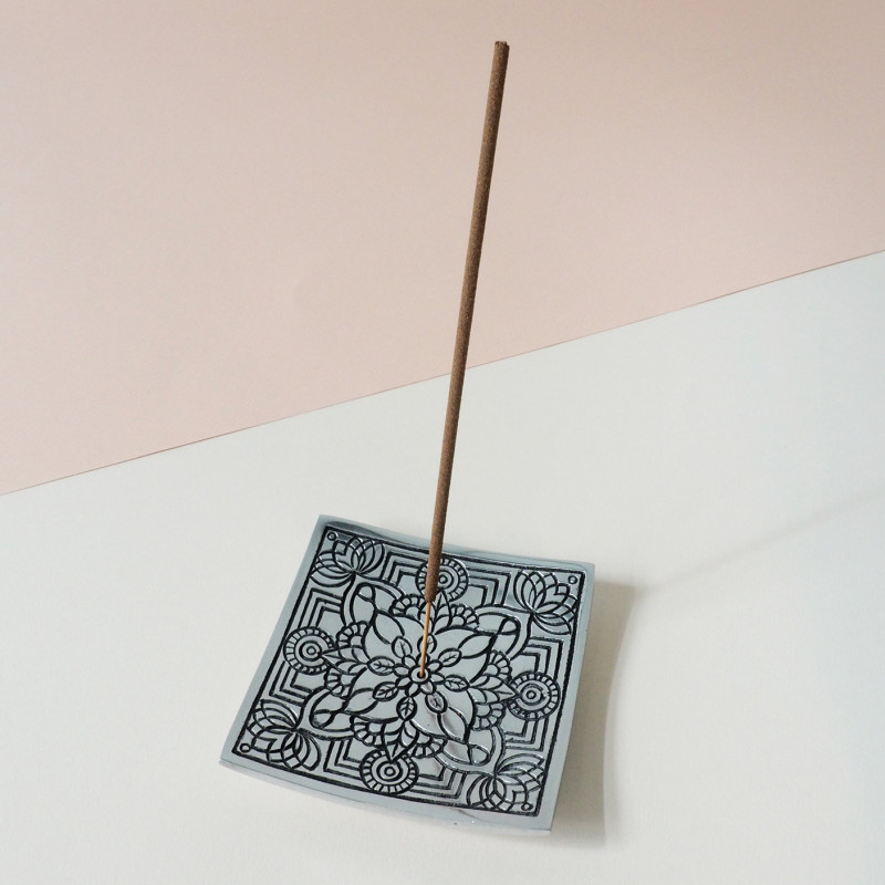 Square Holder with Pattern